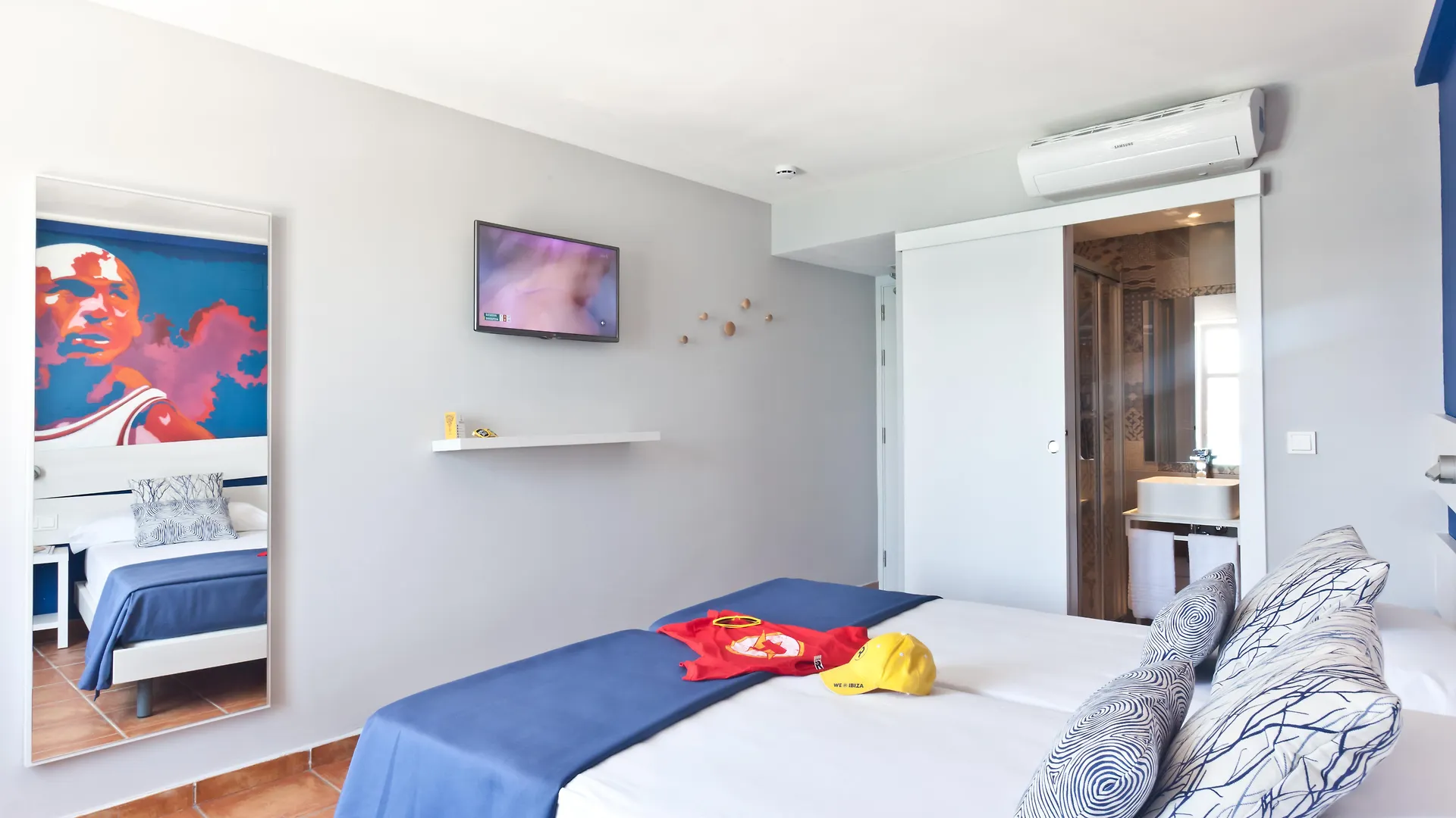 Ryans La Marina (Adults Only) Hotel Ibiza Town