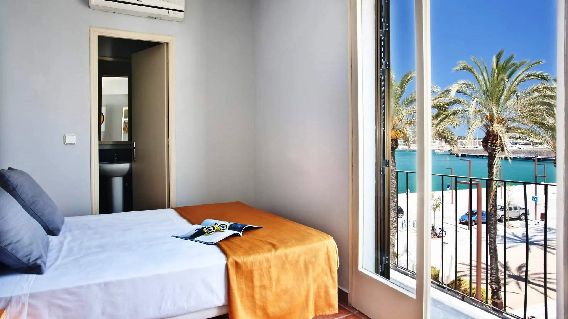Ryans La Marina (Adults Only) Hotel Ibiza Town